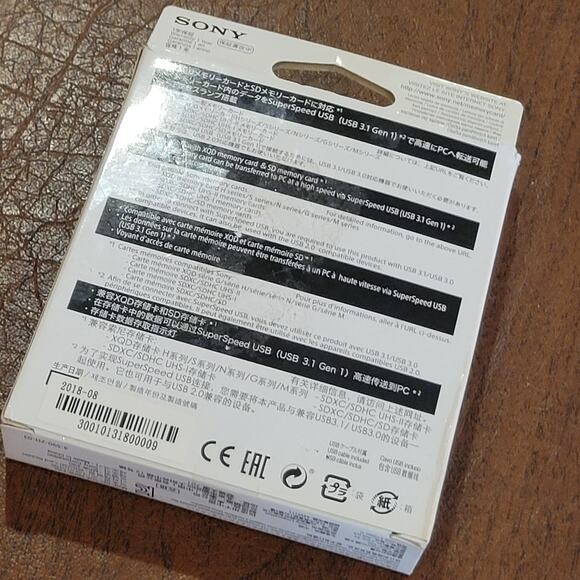 Sony MRW-E90 XQD/SD Card Reader. New open box - Picture 2 of 9